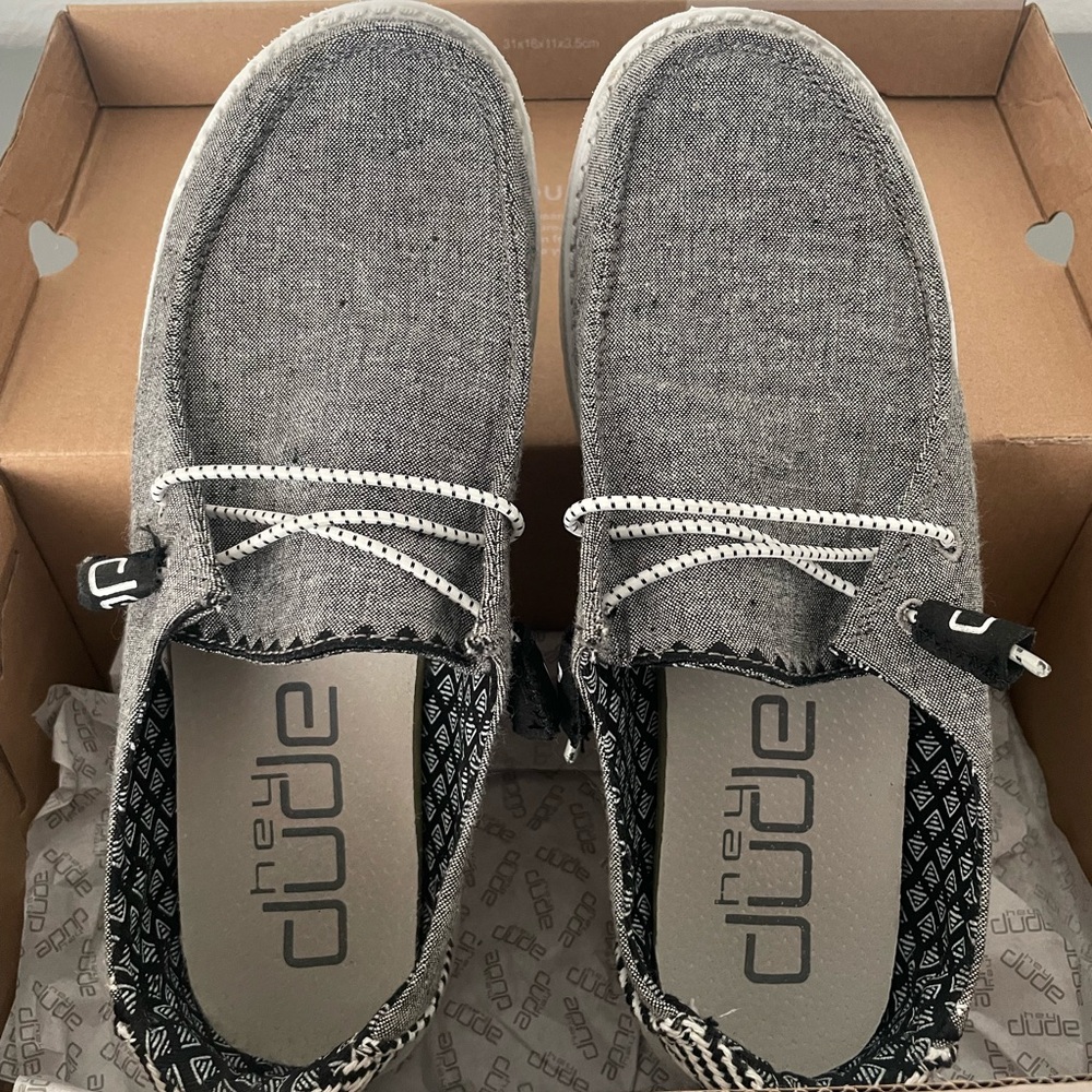 Hey Dude Wendy Chambray Onyx Shoes - Picture 3 of 8